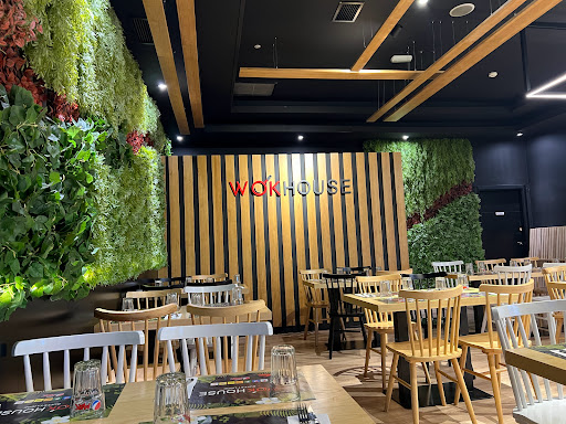 Restaurantes asiáticos en Pinto