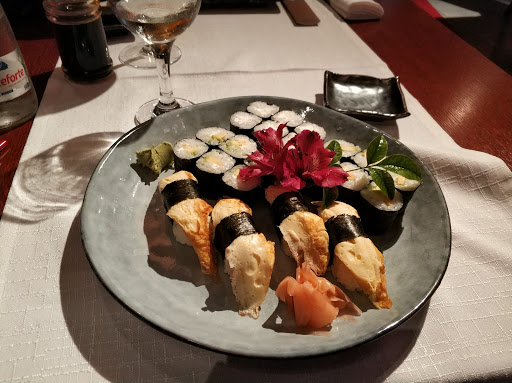 Restaurantes y locales de sushi en Sevilla